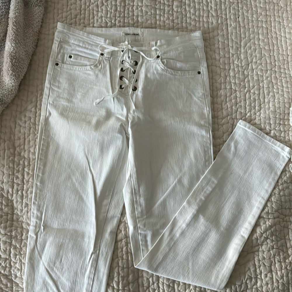 White Billabong Jeans